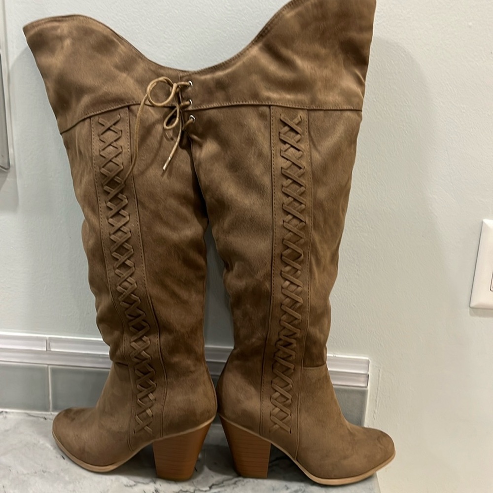 Womens faux suede over the knee boots. Never worn.